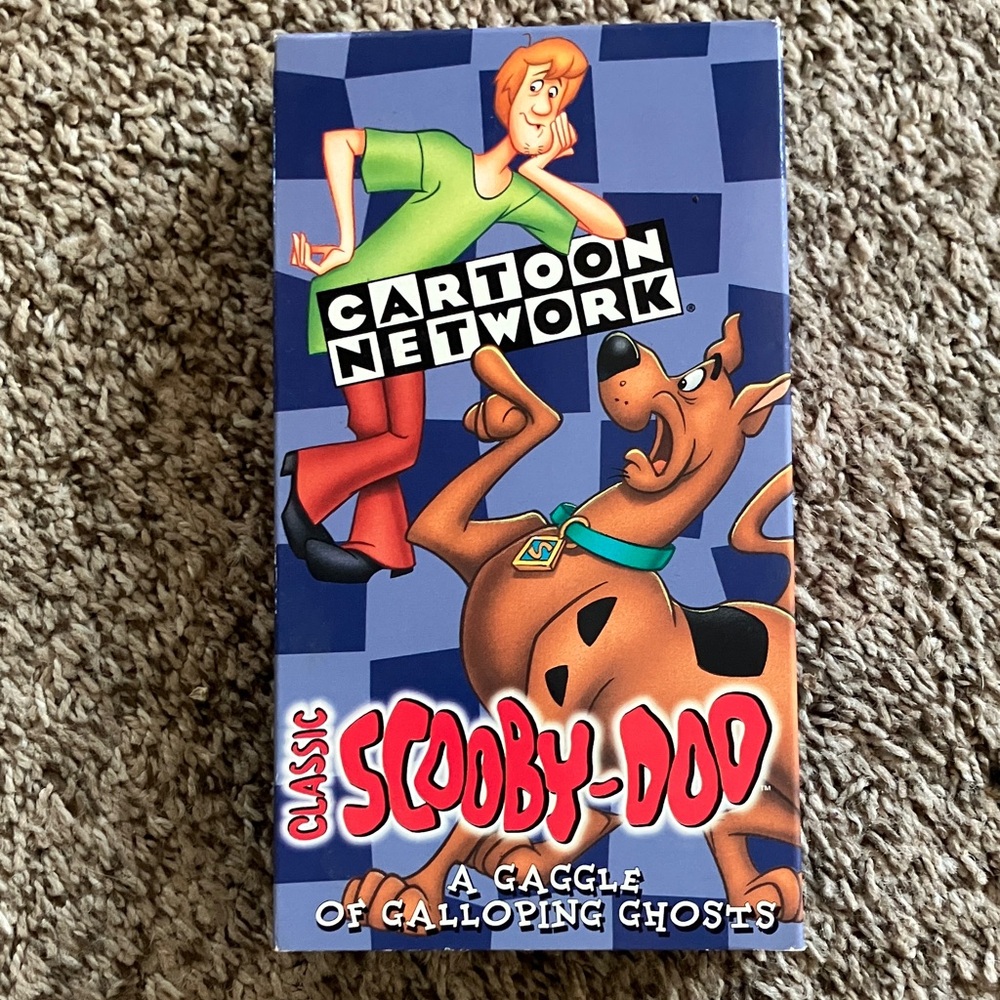 Cartoon Network Scooby-Doo VHS Tape A Gaggle of Galloping Ghosts